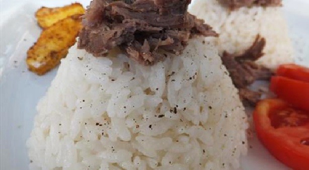 Etli Pirinç Pilavı Tarifi İyi Yemek Tarifleri